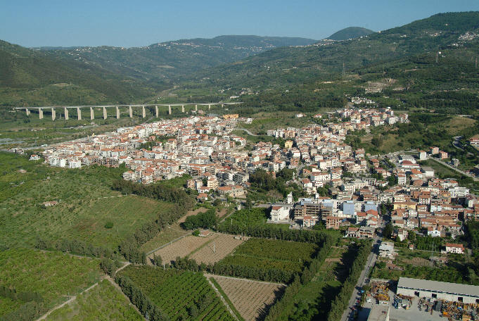 Rocca di Caprileone - Panorama aereo della citt�