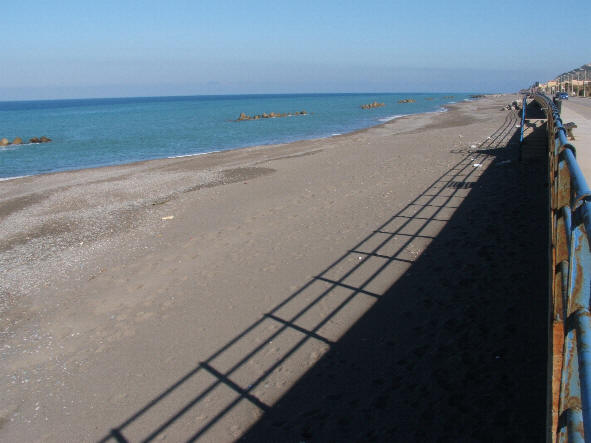 Litorale di Capo d'Orlando in prossimit� del Lungomare Luciano Ligabue dedicato al noto cantante rock lombardo
