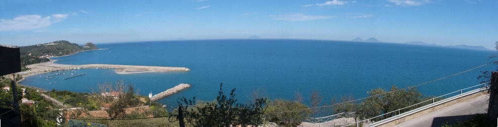 Capo d'Orlando - Panorama completo della baia di San Gregorio e delle Isole Eolie