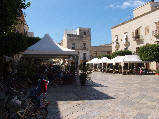 Piazza matrice a Favignana in Sicilia