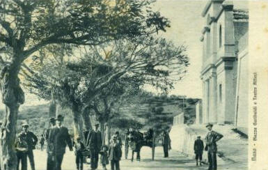 Naso (Messina) - Piazza Garibaldi