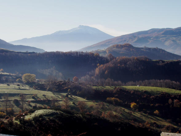 Ucria - Praterie tra le montagne